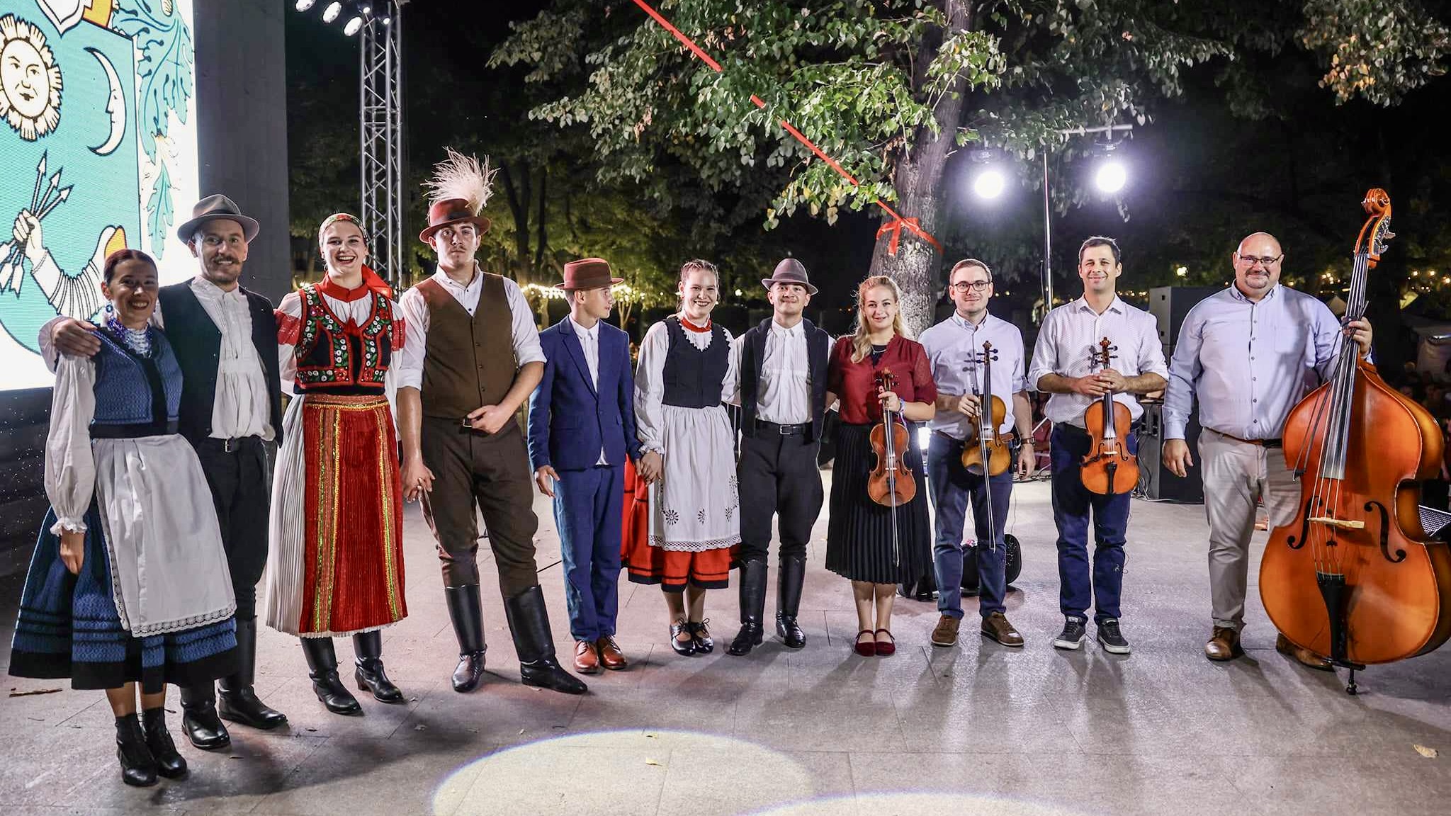 Testvérvárosi dallamok a Duna partján