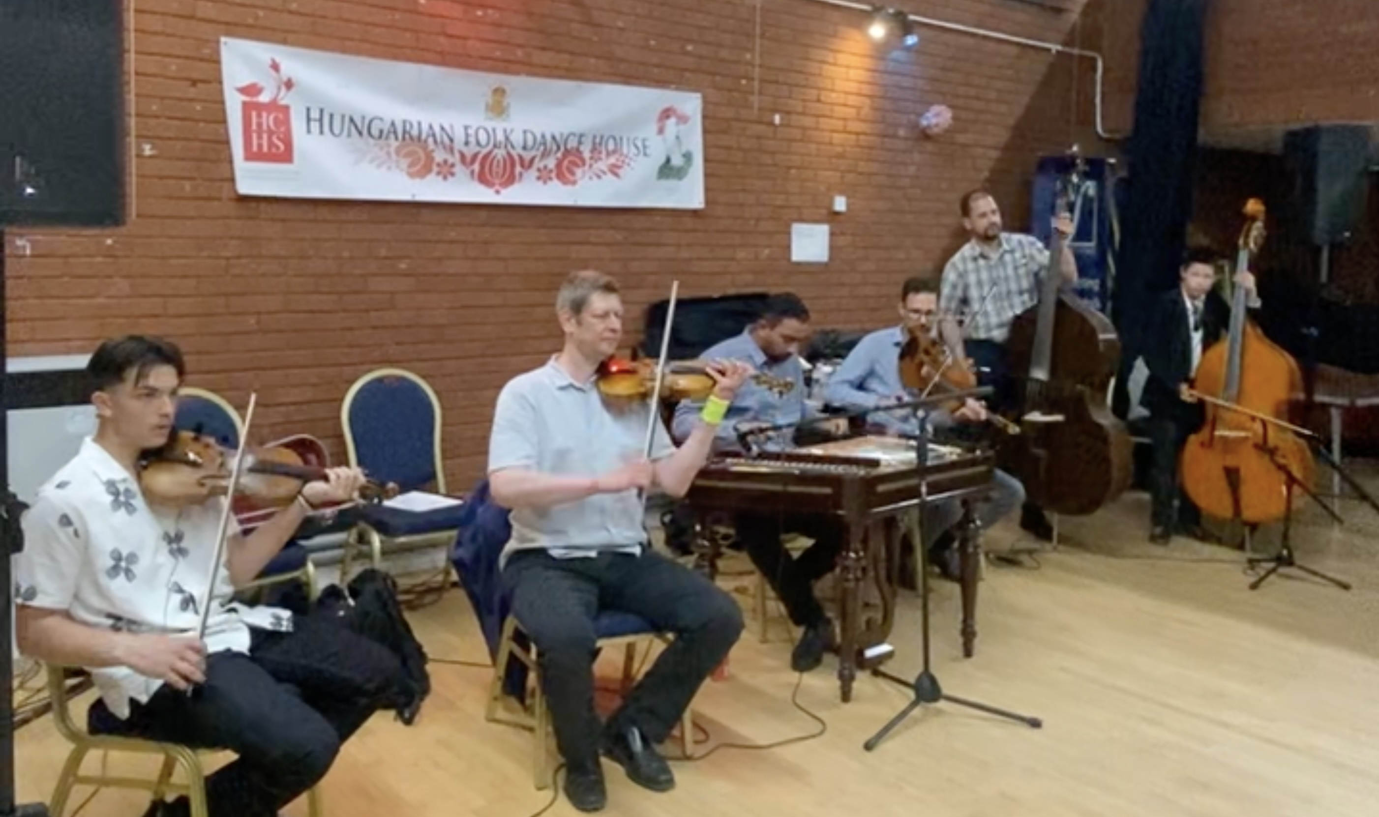 Táncház Londonban május 3-án a Hunique Dance szervezésében